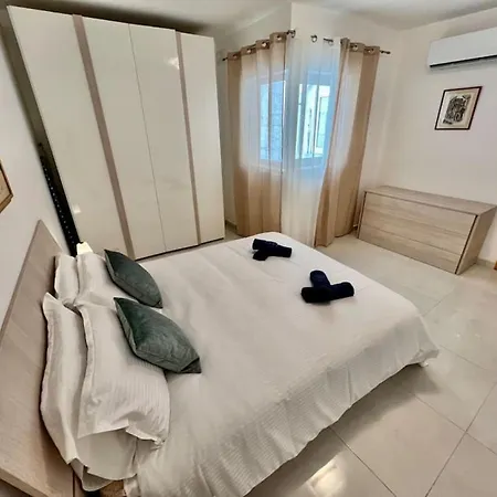 Apartment Emmnic 9 *